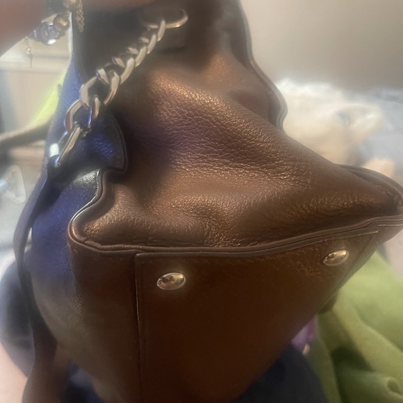 Michael Kors East West Hamilton Bag - Picture 4 of 15